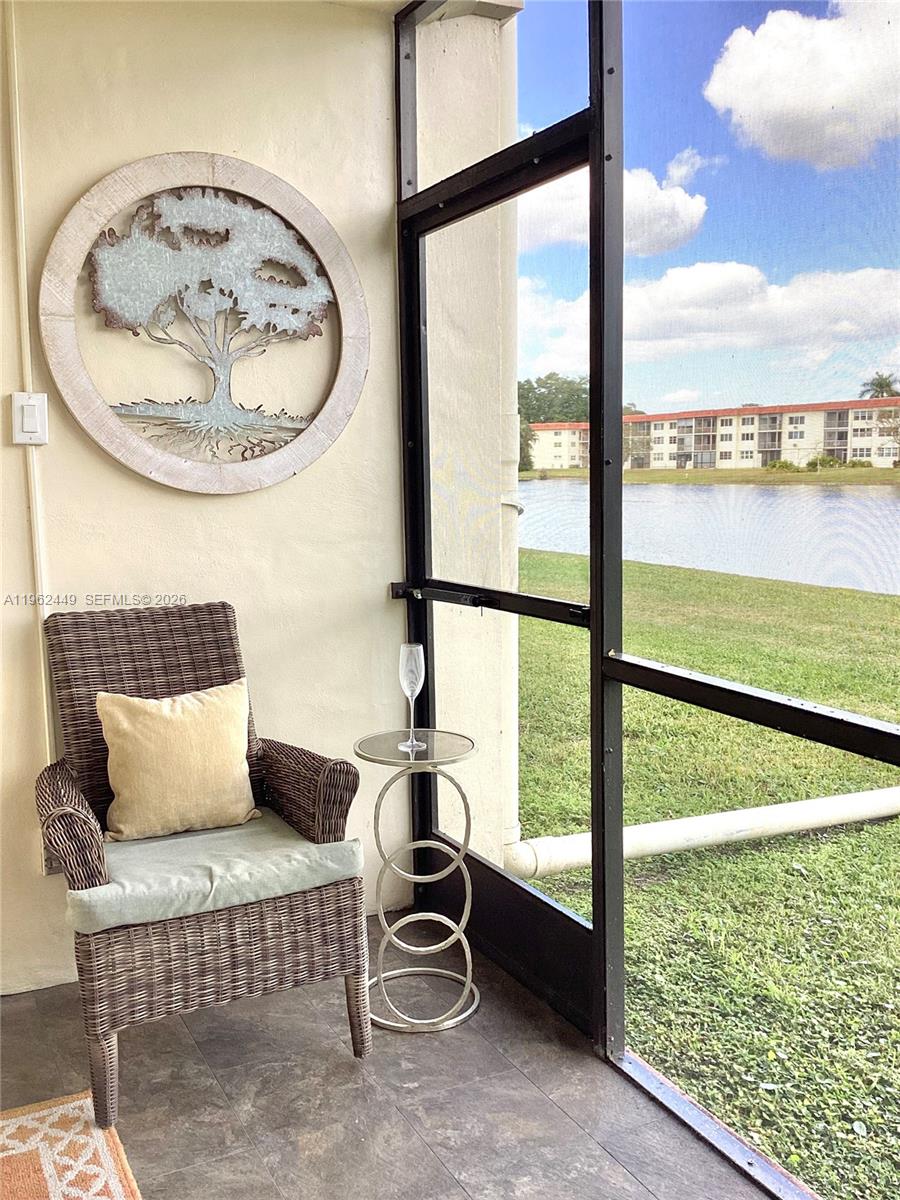 HOLLYBROOK GOLF AND TENNIS - Residential