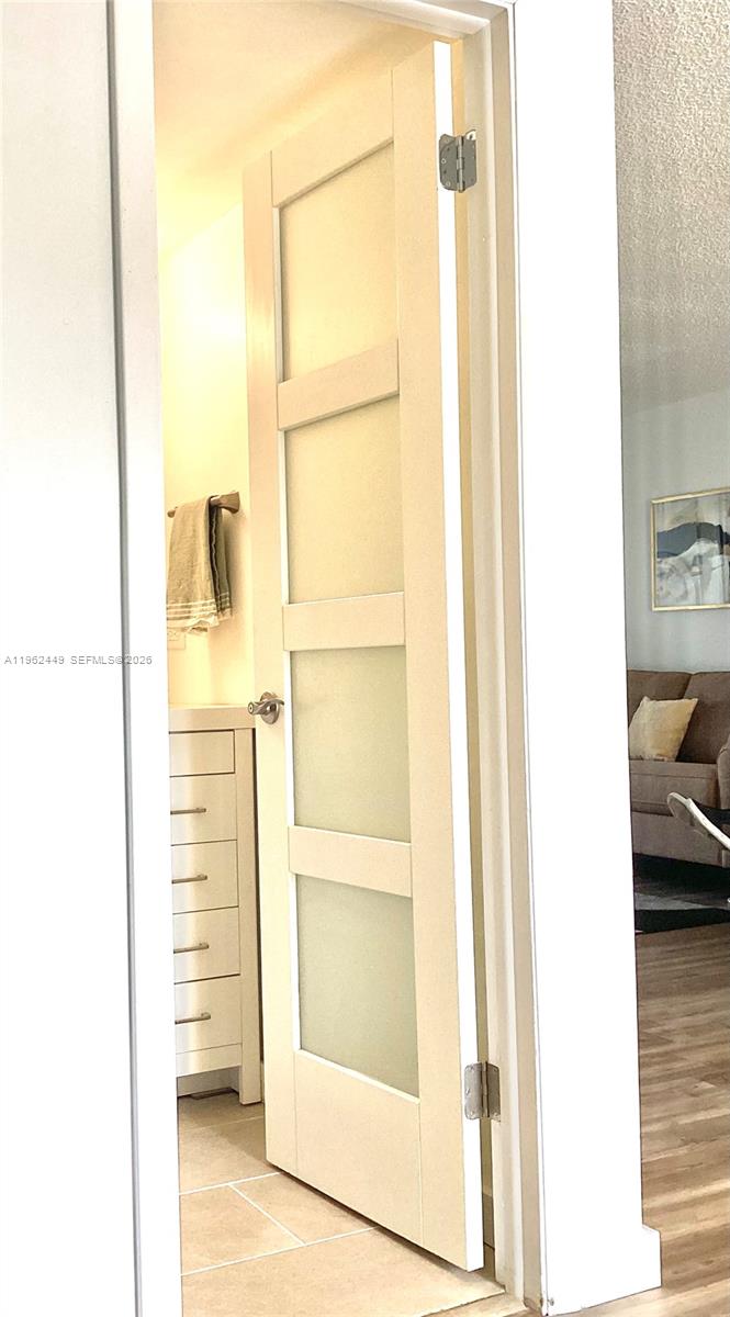 HOLLYBROOK GOLF AND TENNIS - Residential