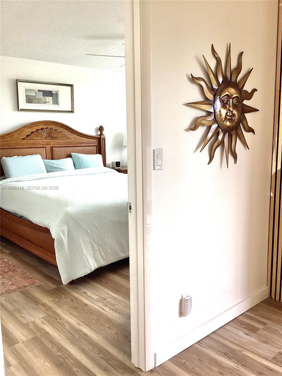 HOLLYBROOK GOLF AND TENNIS - Residential