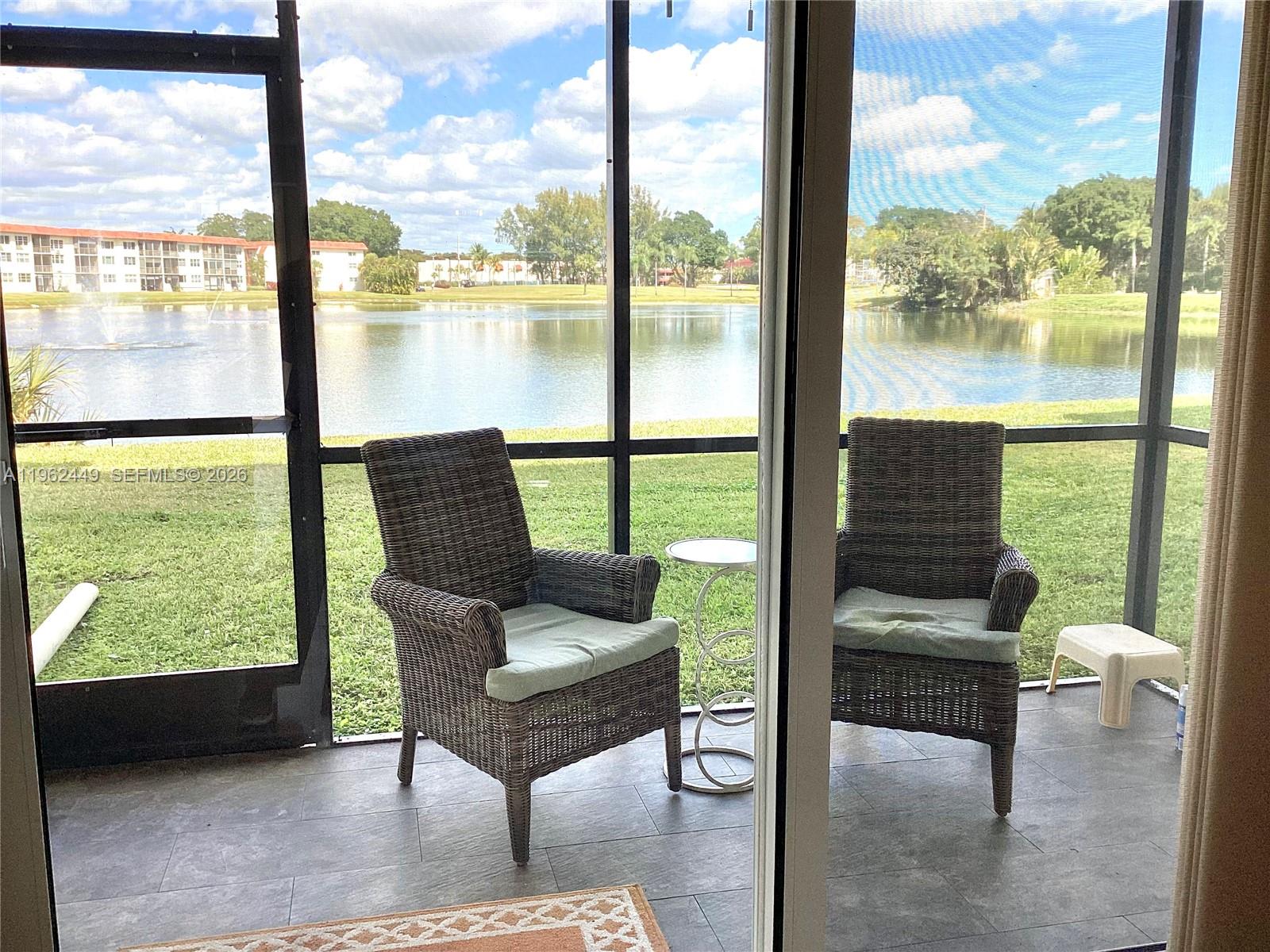 HOLLYBROOK GOLF AND TENNIS - Residential