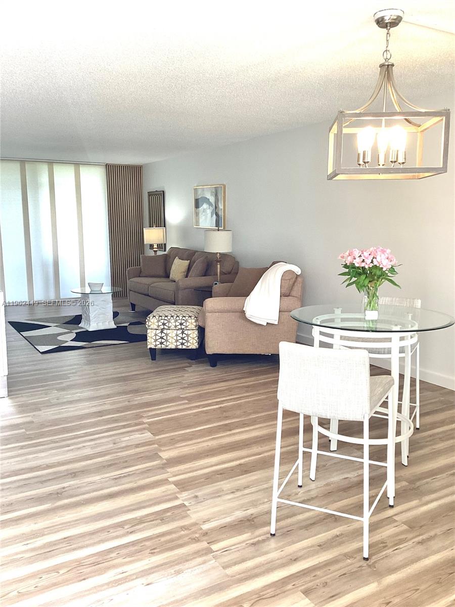 HOLLYBROOK GOLF AND TENNIS - Residential