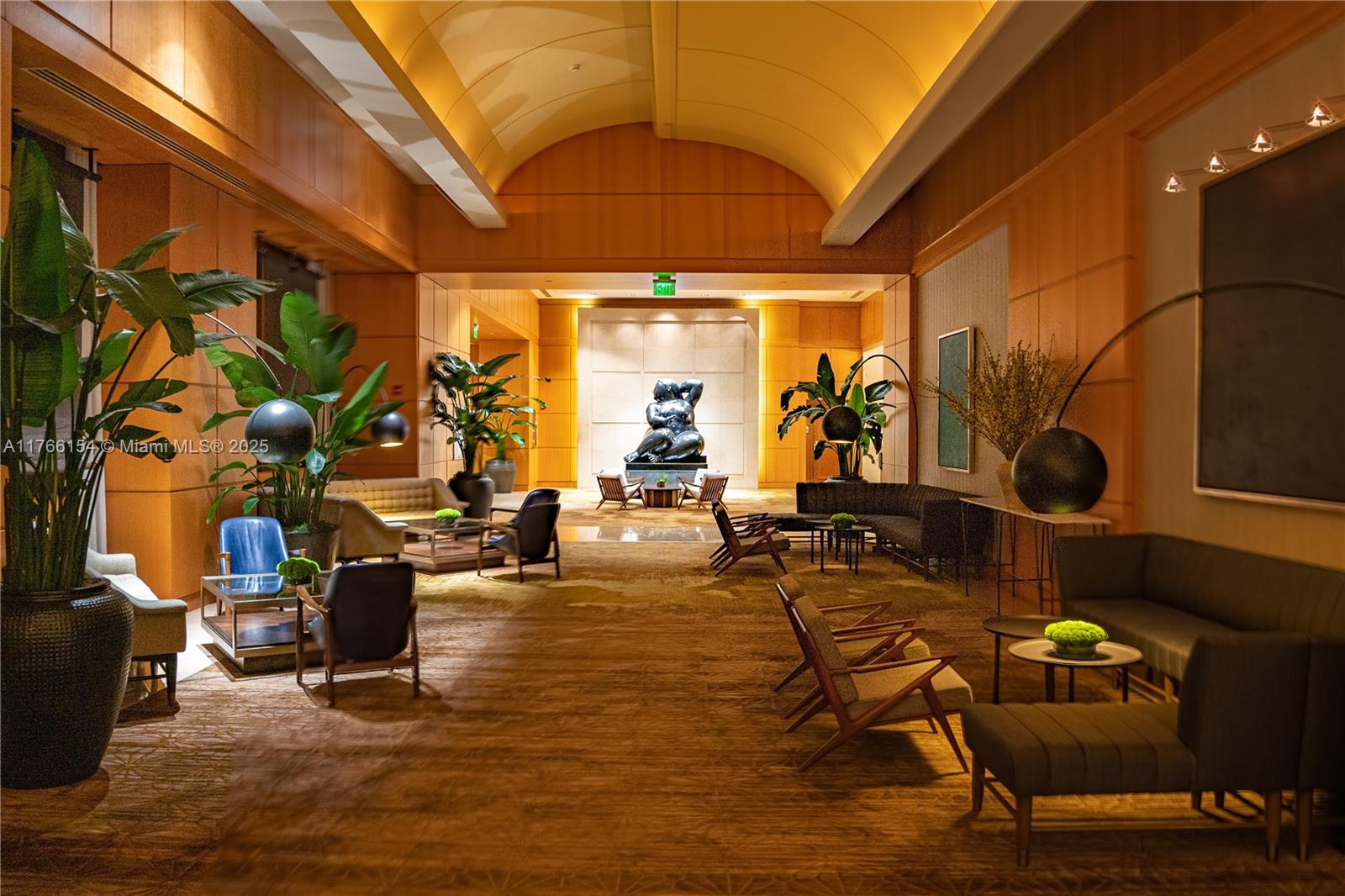 MILLENNIUM TOWER CONDOMIN - Residential Lease