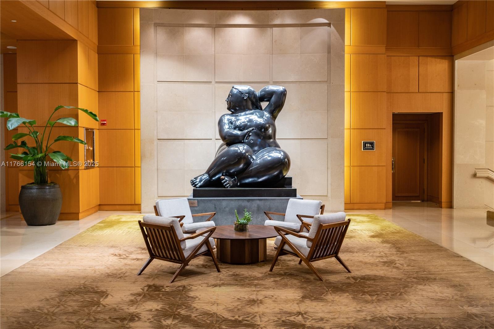 MILLENNIUM TOWER CONDOMIN - Residential Lease