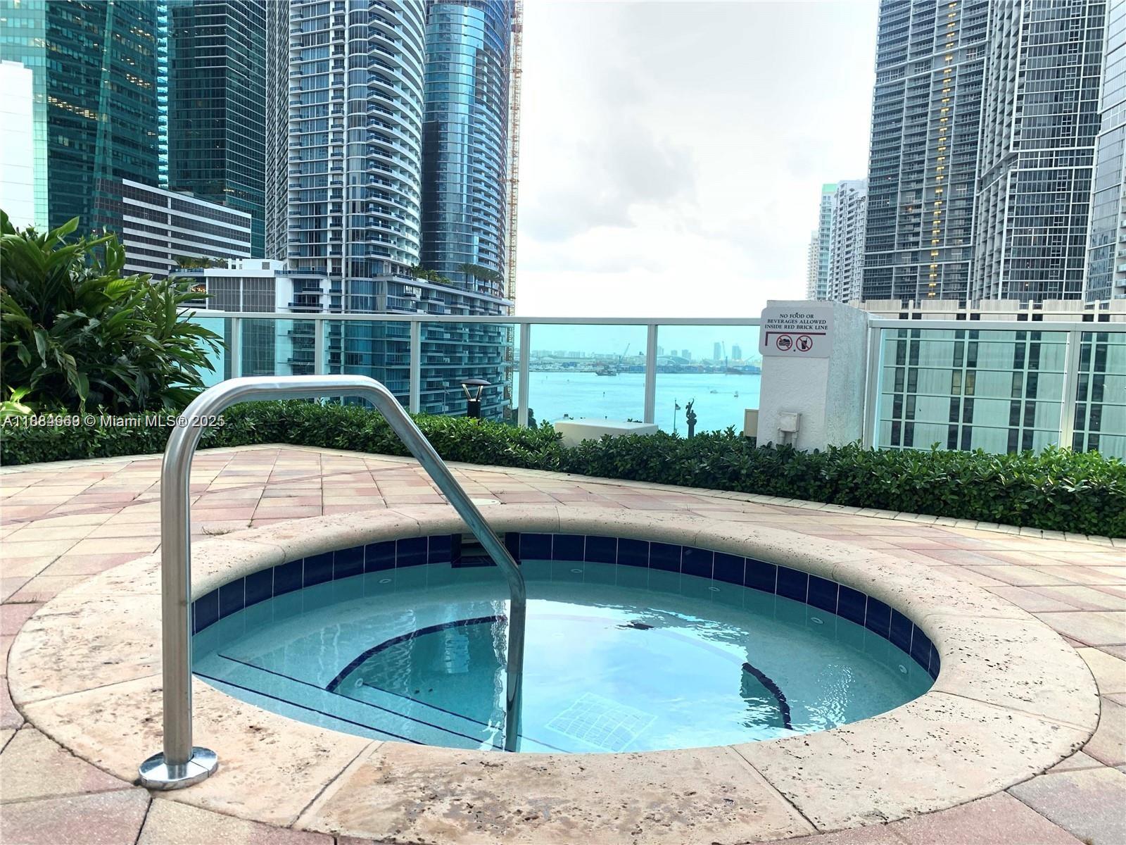 BRICKELL ON THE RIVER N T - Residential Lease