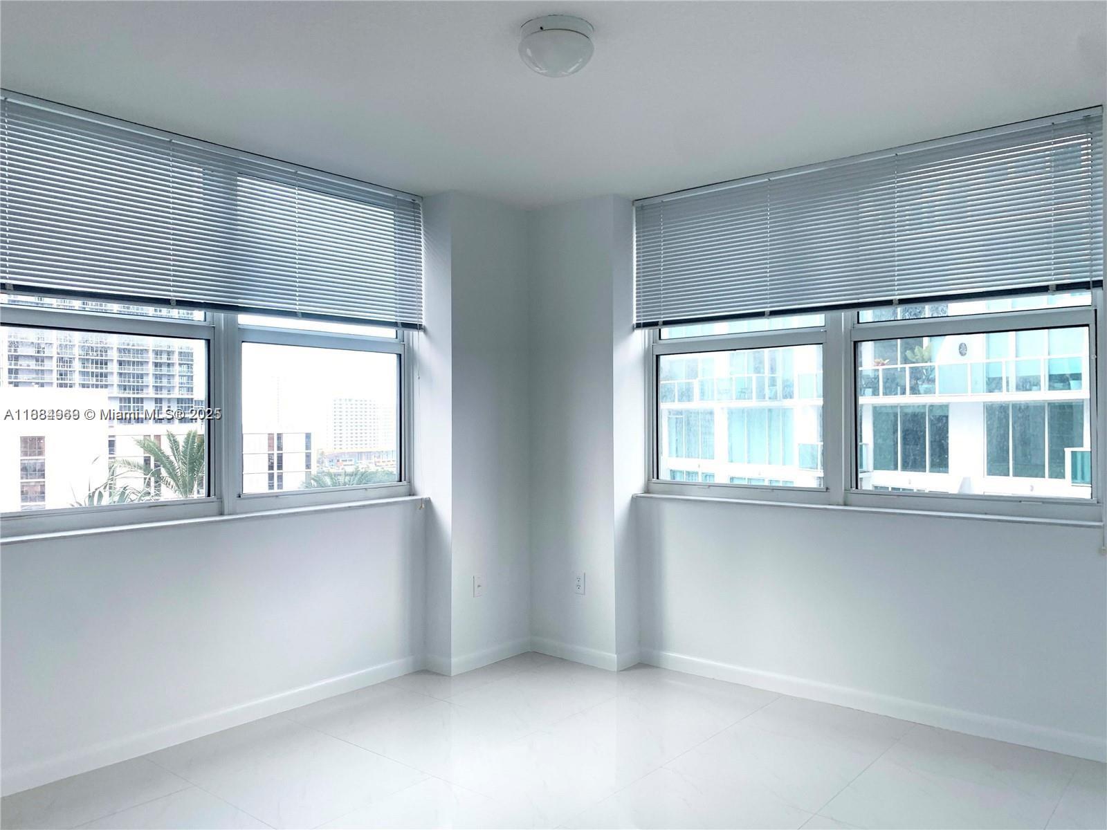 BRICKELL ON THE RIVER N T - Residential Lease