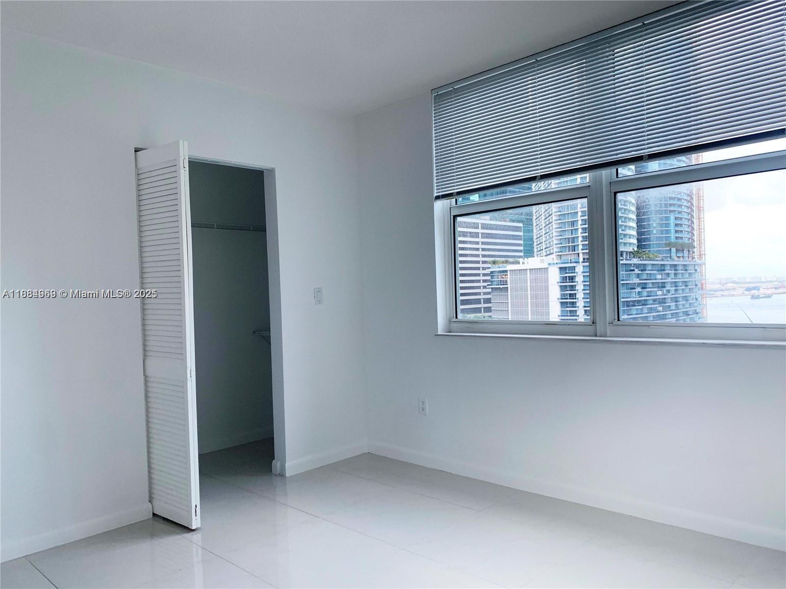 BRICKELL ON THE RIVER N T - Residential Lease
