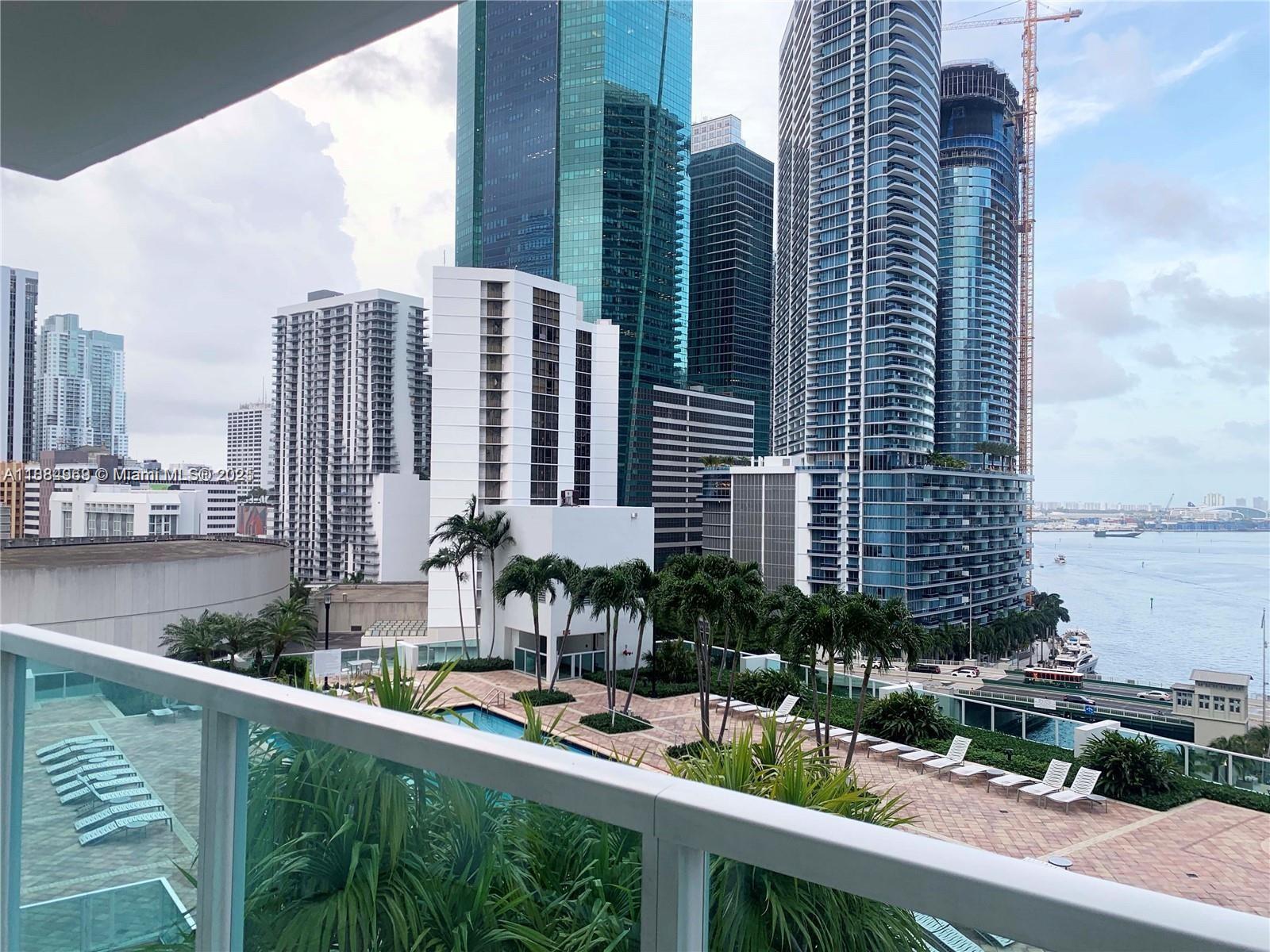 BRICKELL ON THE RIVER N T - Residential Lease