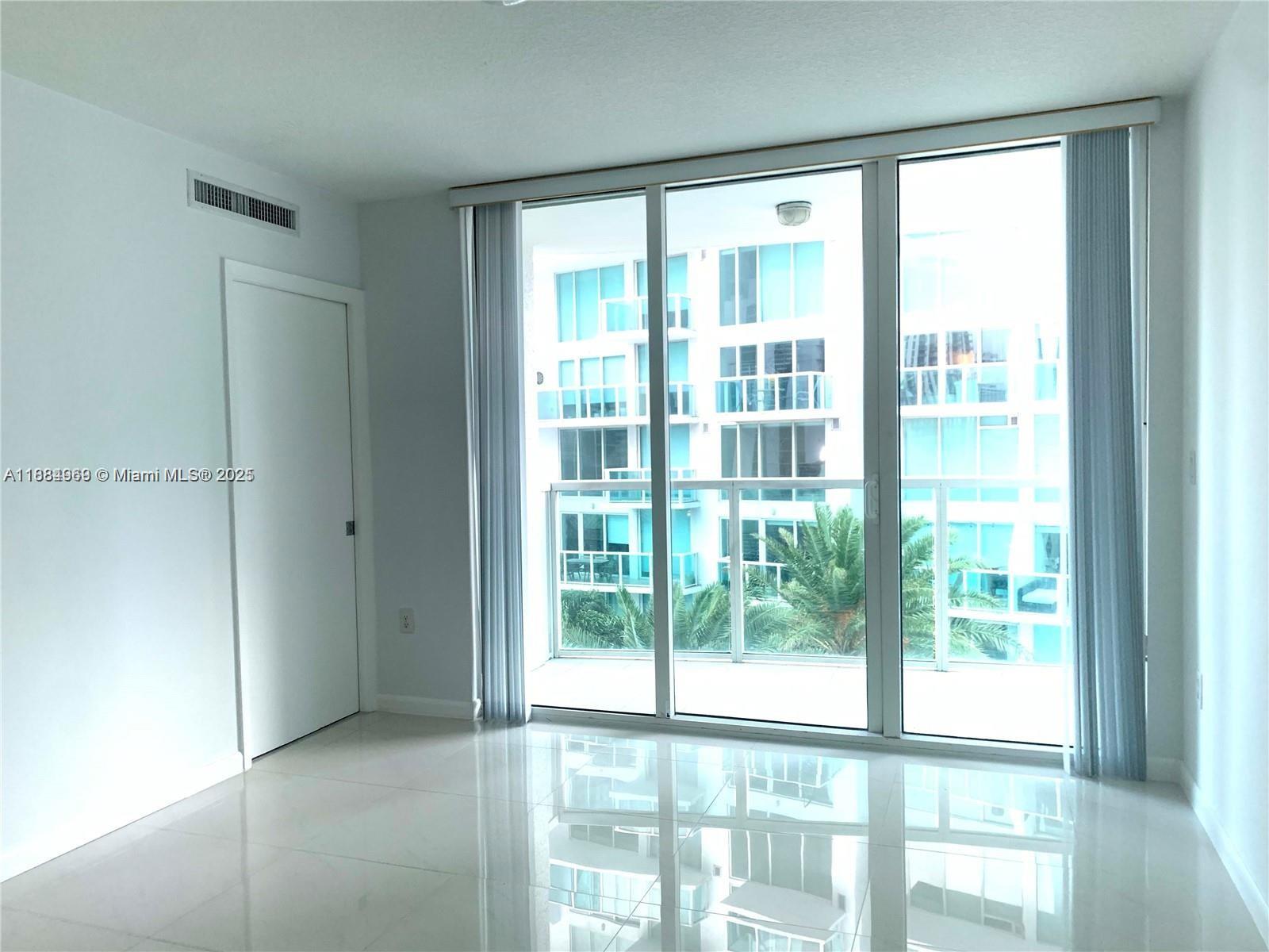 BRICKELL ON THE RIVER N T - Residential Lease