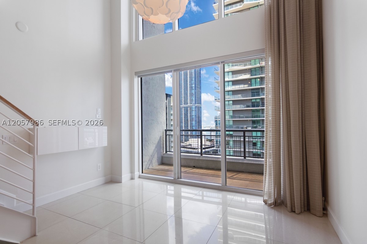 60 SW 13th St 3022
