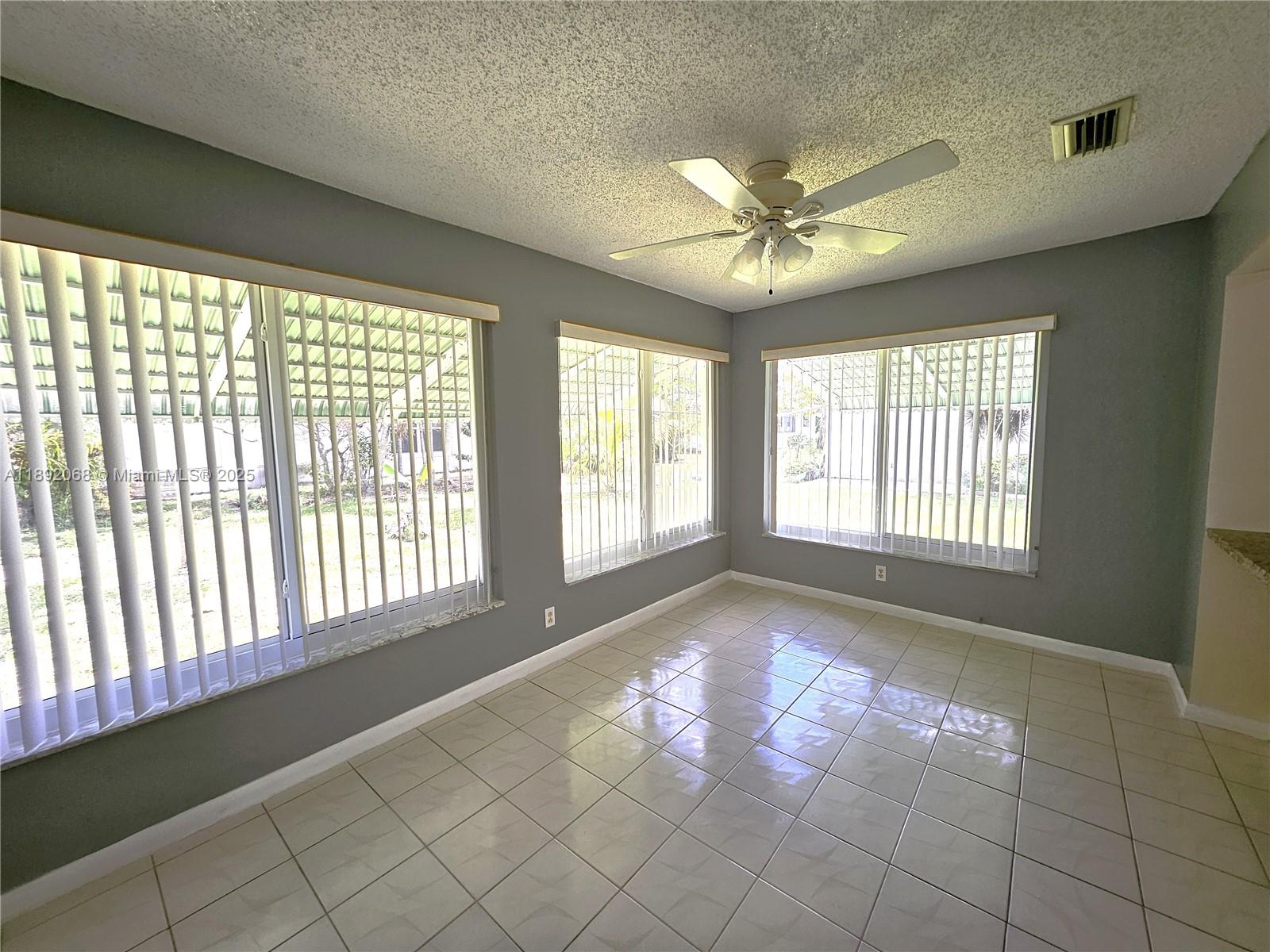 PARADISE GARDENS SEC 4 - Residential Lease