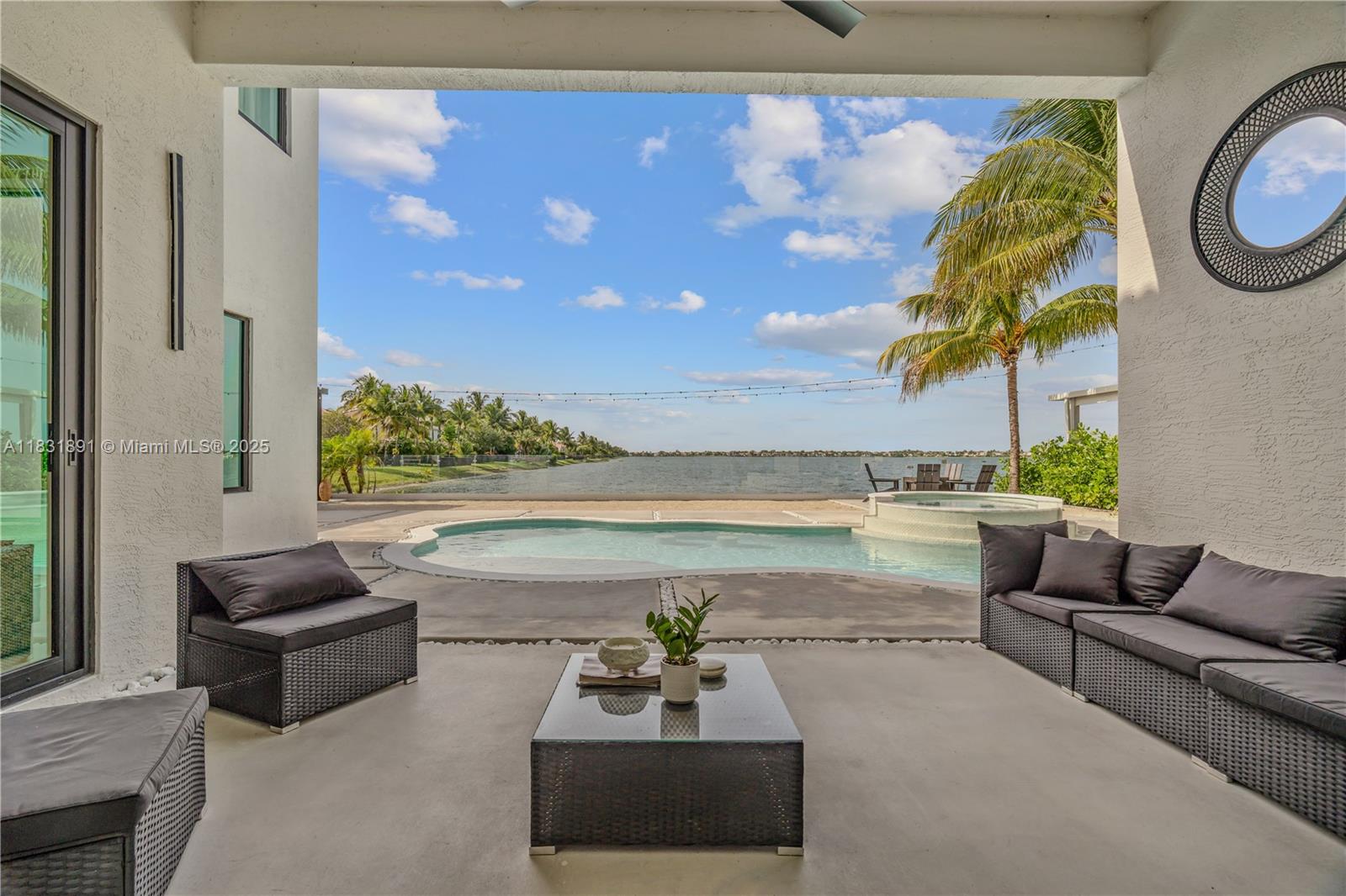 SUNSET FALLS PLAT 1 - Residential