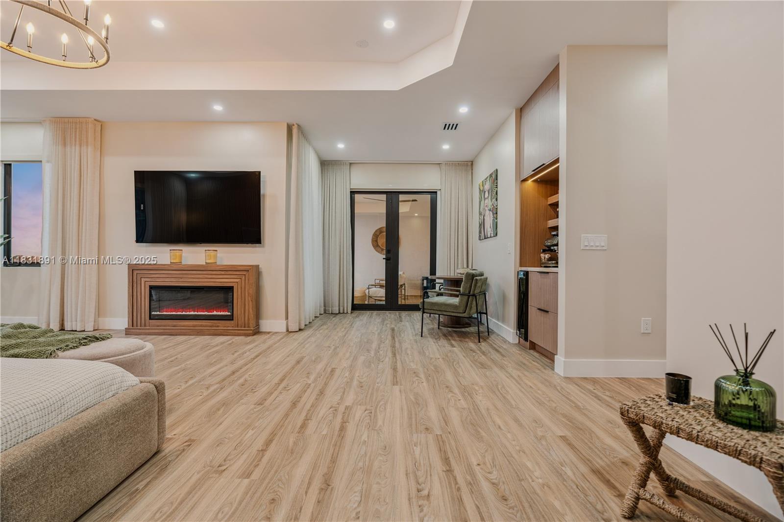 SUNSET FALLS PLAT 1 - Residential