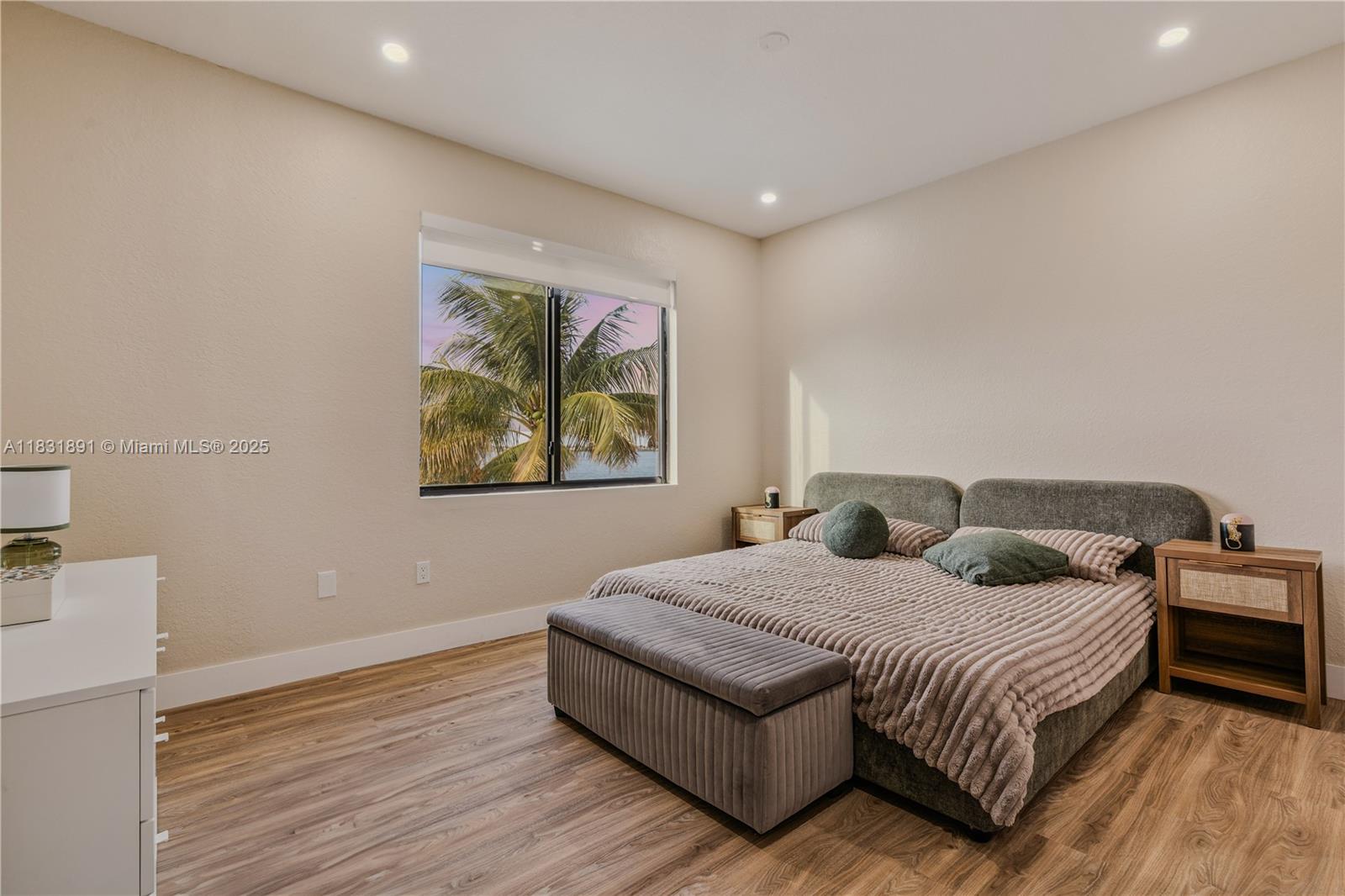 SUNSET FALLS PLAT 1 - Residential