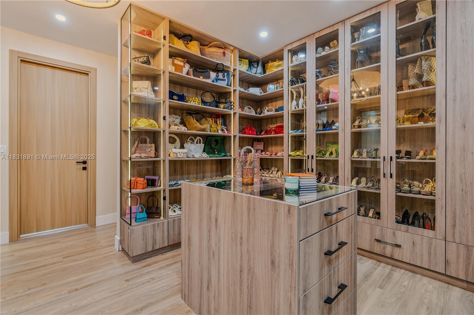 SUNSET FALLS PLAT 1 - Residential