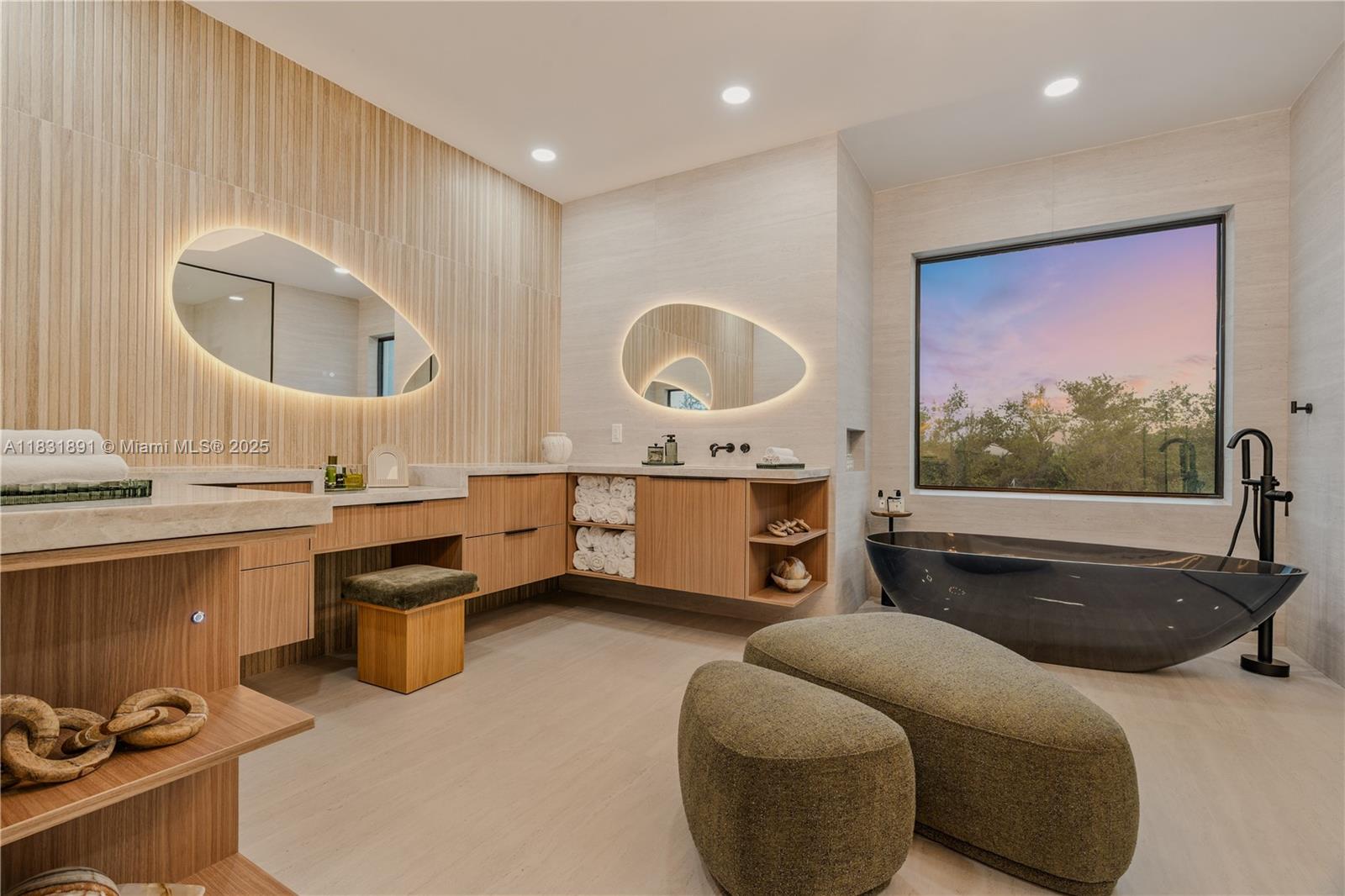 SUNSET FALLS PLAT 1 - Residential