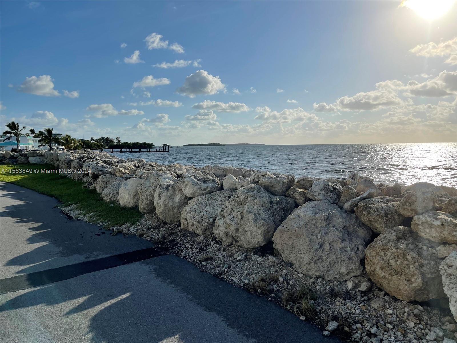 KEY LARGO OCEAN RESORT CO - Residential Lease