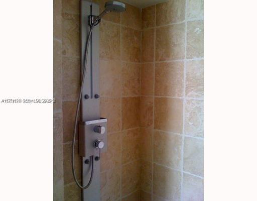 TRUMP ROYALE CONDO - Residential