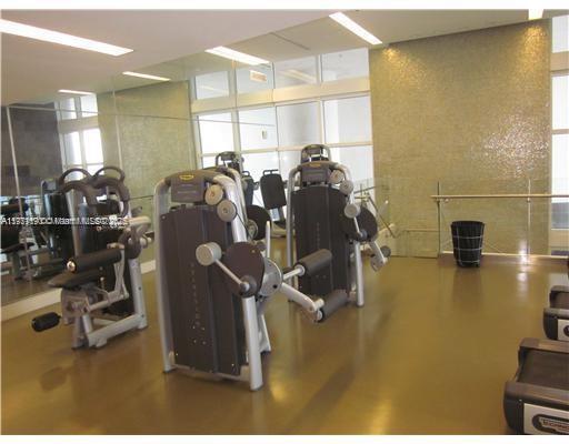 TRUMP ROYALE CONDO - Residential