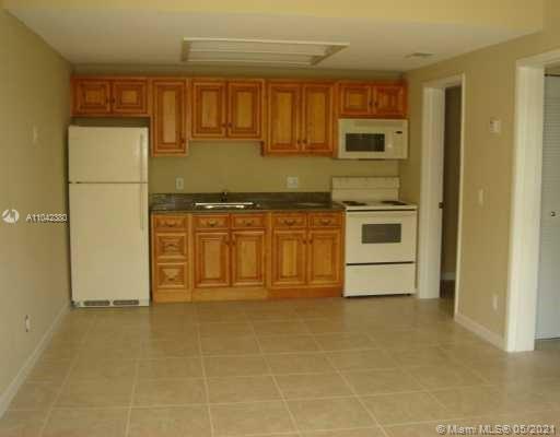 SOUTHGATE VILLAS CONDO - Residential Lease