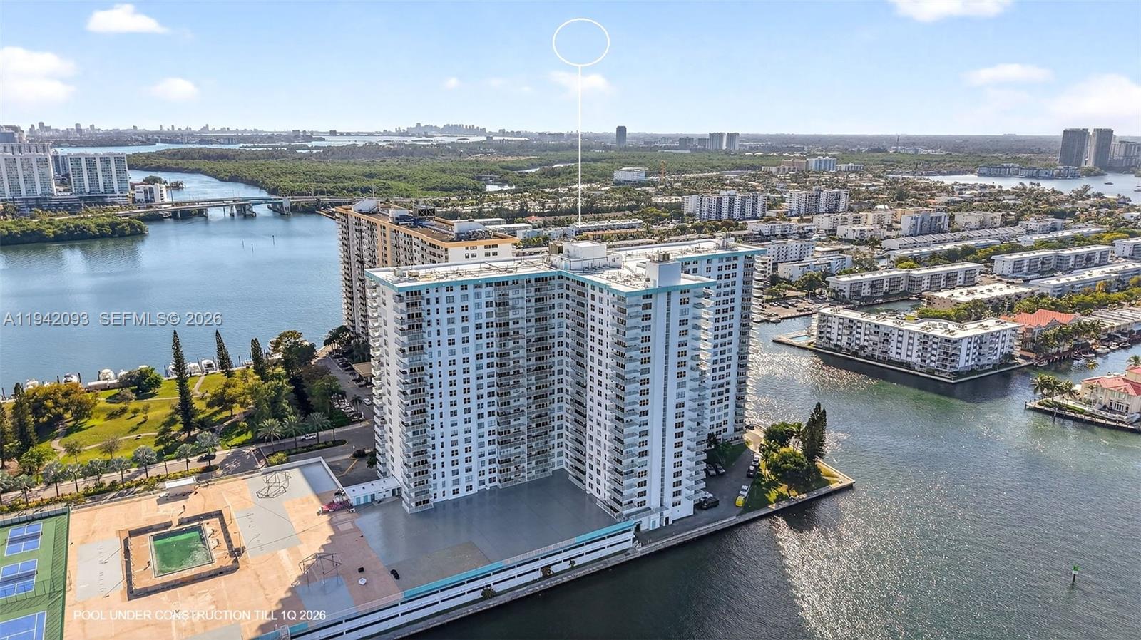 WINSTON TOWERS 500 CONDO - Residential