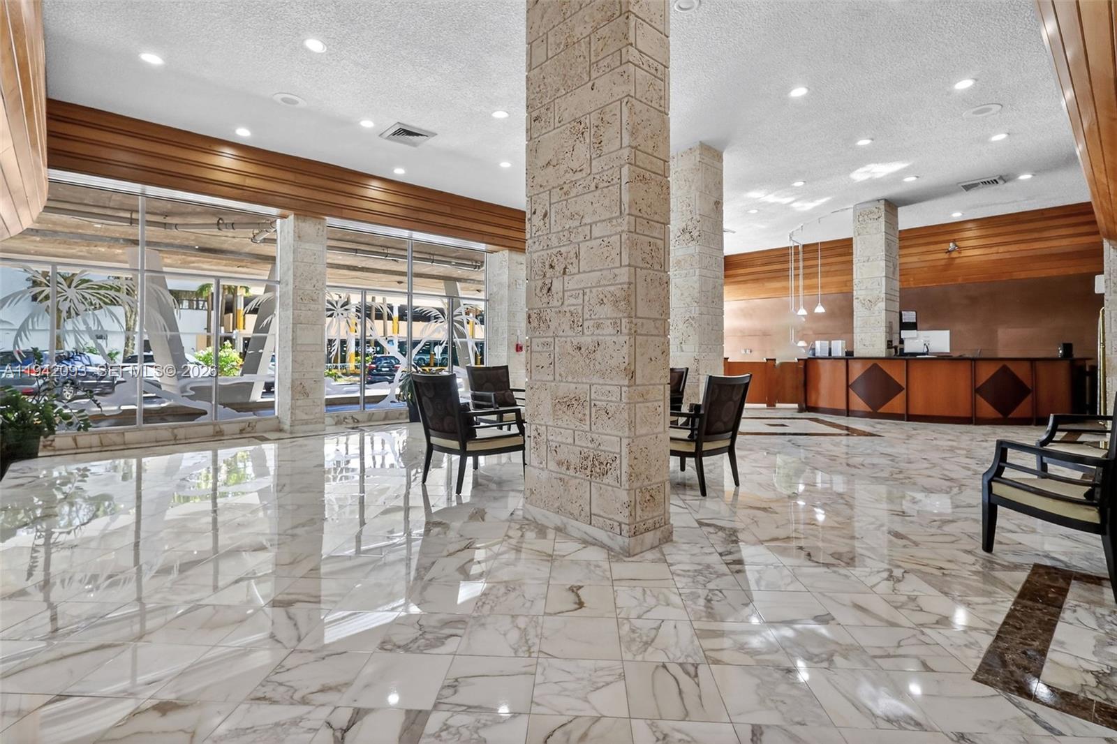 WINSTON TOWERS 500 CONDO - Residential