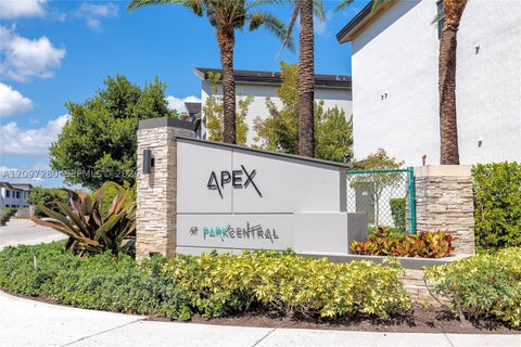 Photo of 7925 NW 104th Ave #28, Doral, FL 33178 (MLS # A12097280)