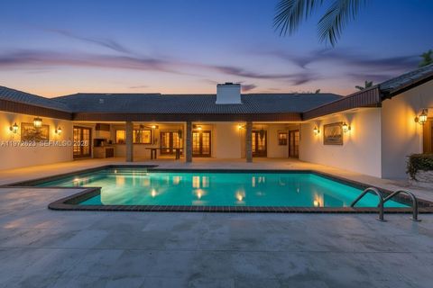 15305 SW 74th Ct Palmetto Bay FL 33157