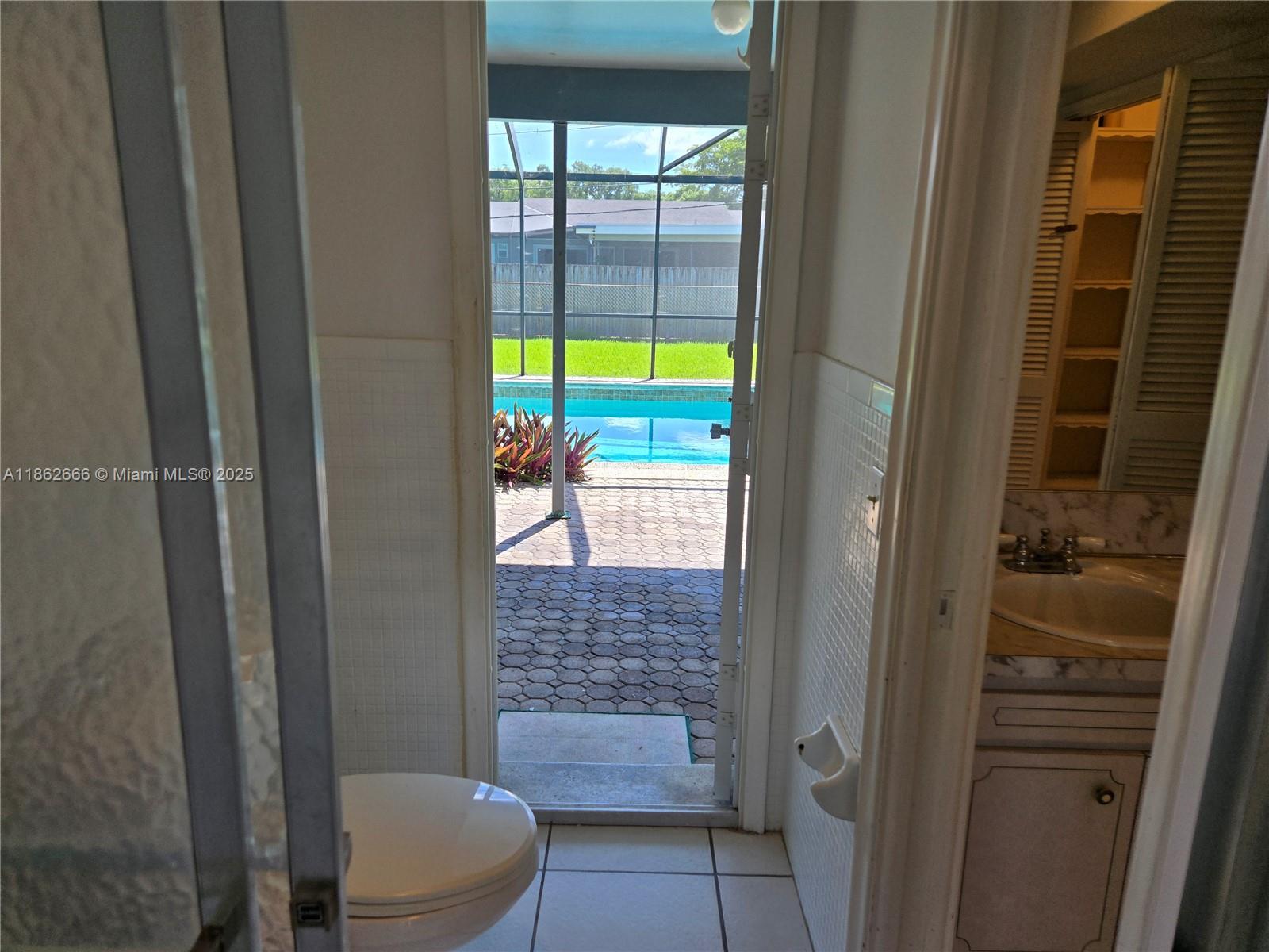 PLANTATIONS SECLUDED GARD - Residential