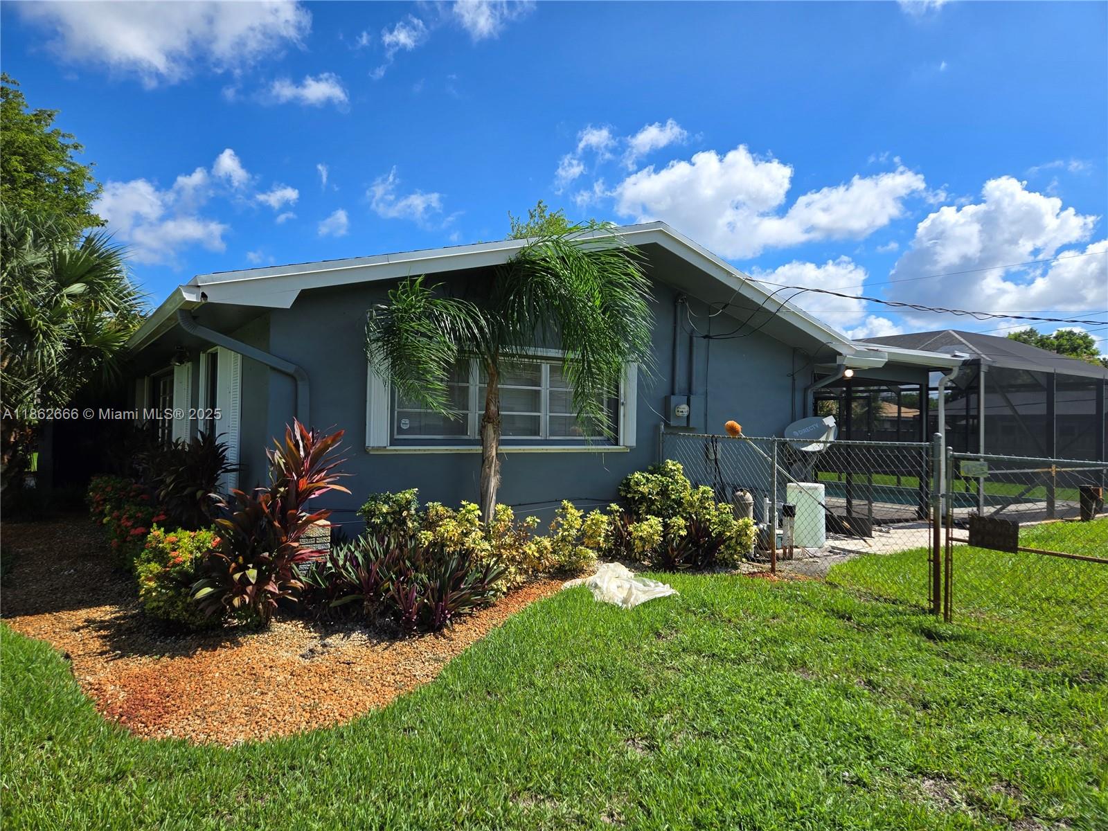 PLANTATIONS SECLUDED GARD - Residential