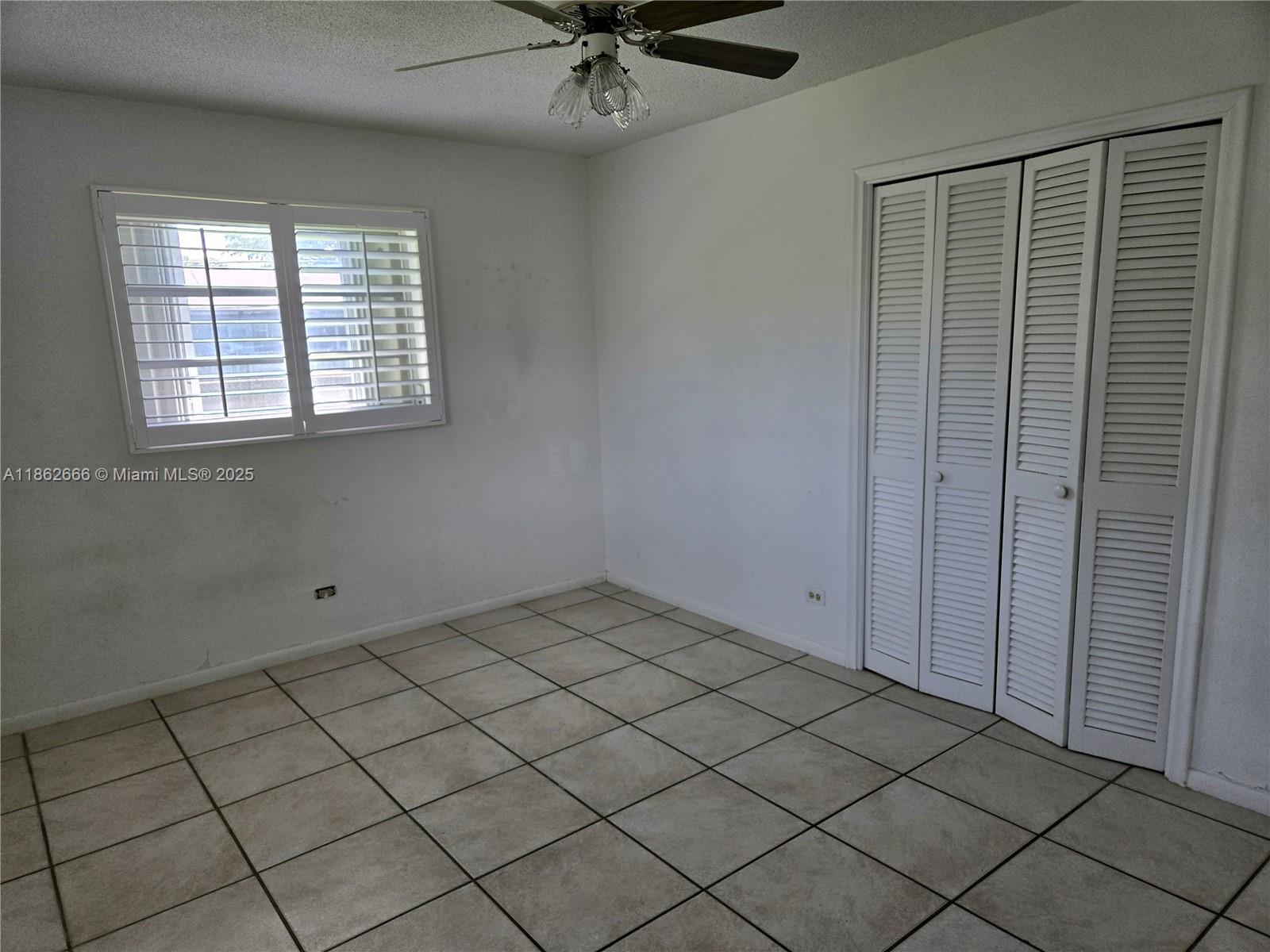 PLANTATIONS SECLUDED GARD - Residential