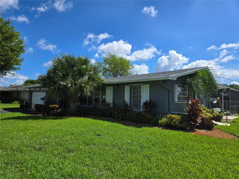 520 NW 75th Ter Plantation FL 33317