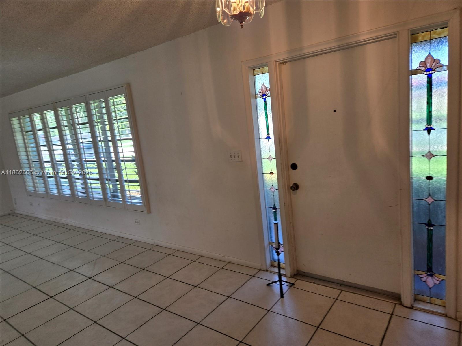 PLANTATIONS SECLUDED GARD - Residential