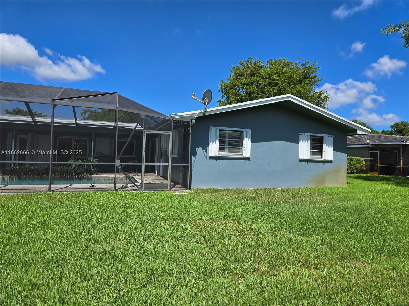 PLANTATIONS SECLUDED GARD - Residential