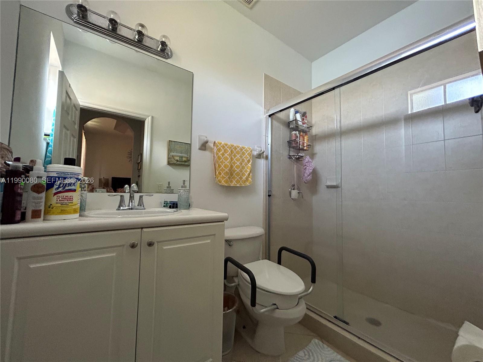 THE SHORES CONDO NO 2 - Residential Lease