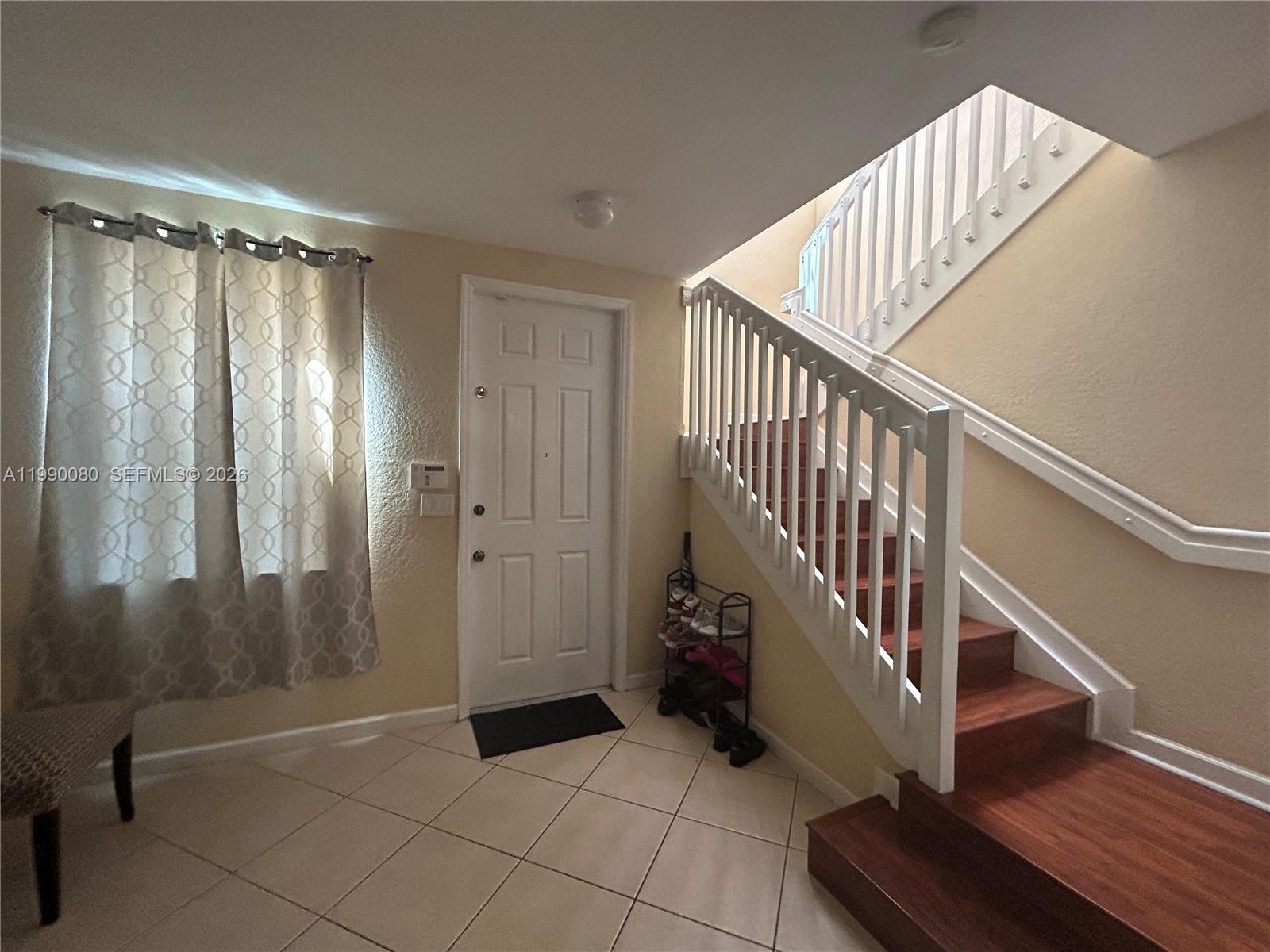 THE SHORES CONDO NO 2 - Residential Lease