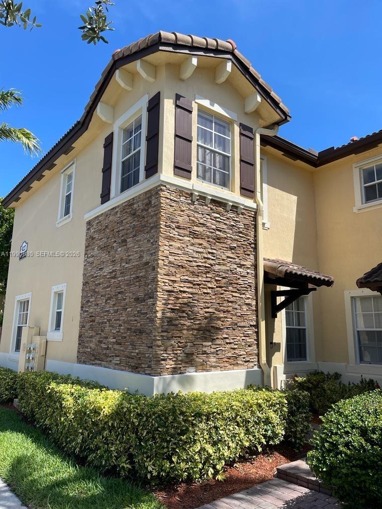 THE SHORES CONDO NO 2 - Residential Lease
