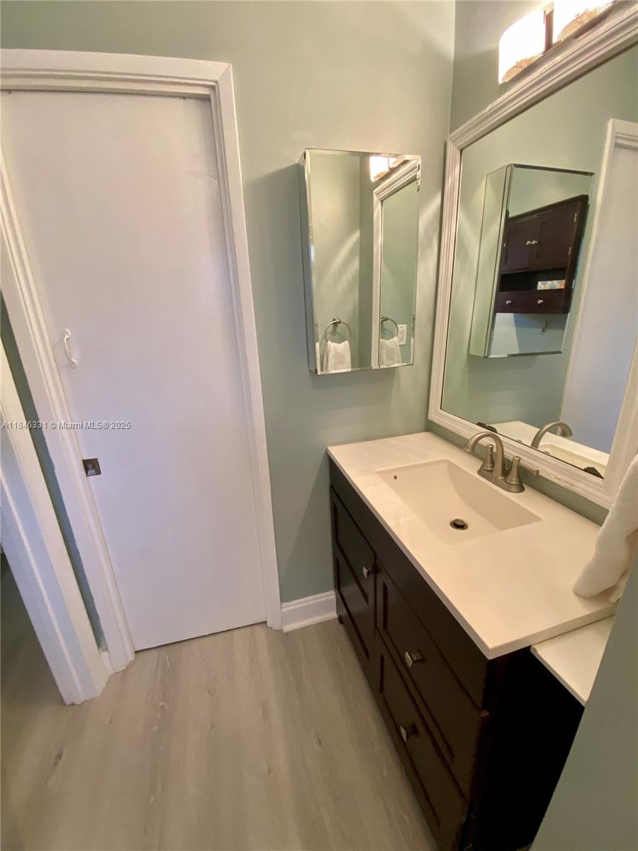 SUTTON PLACE CONDO - Residential Lease