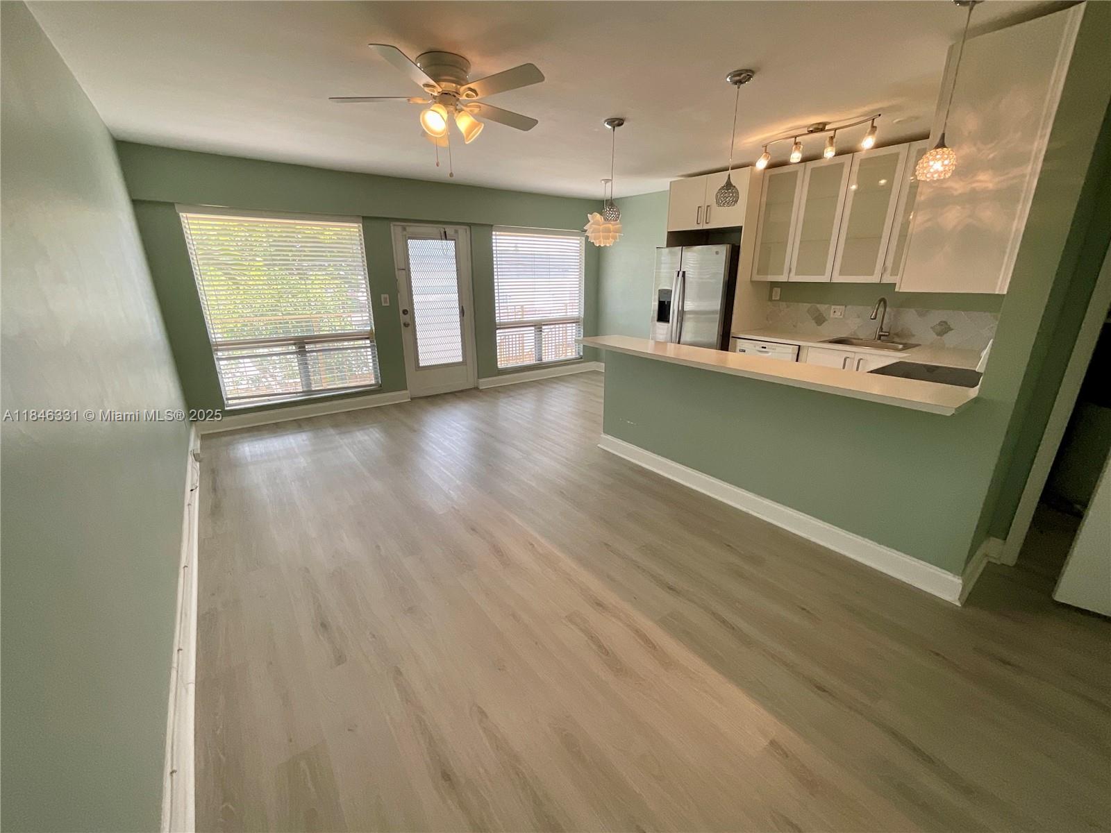 SUTTON PLACE CONDO - Residential Lease