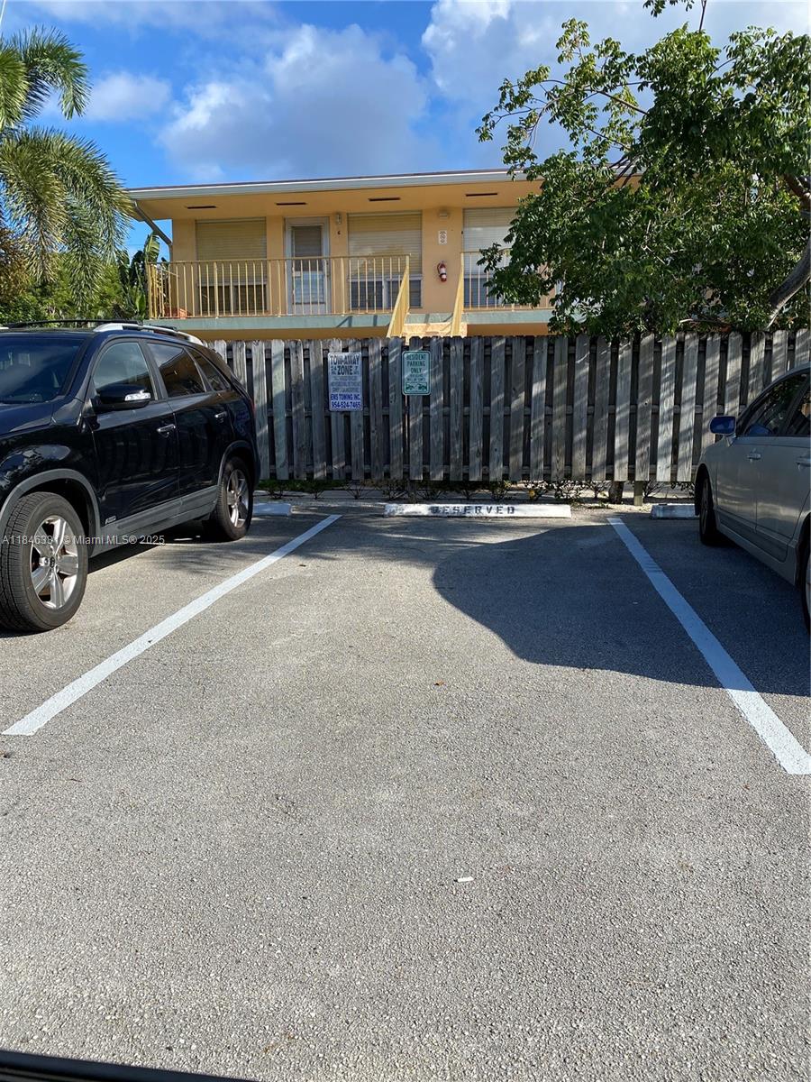 SUTTON PLACE CONDO - Residential Lease