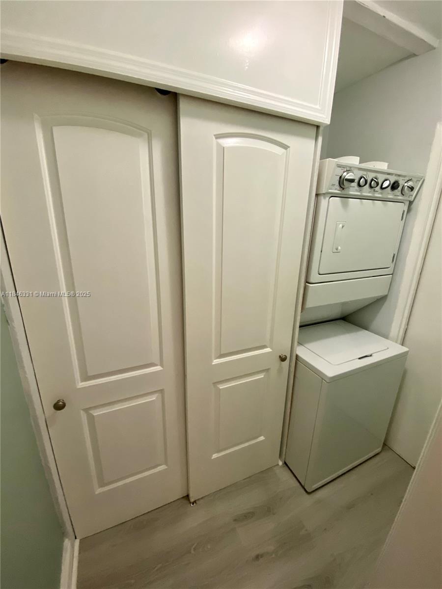 SUTTON PLACE CONDO - Residential Lease