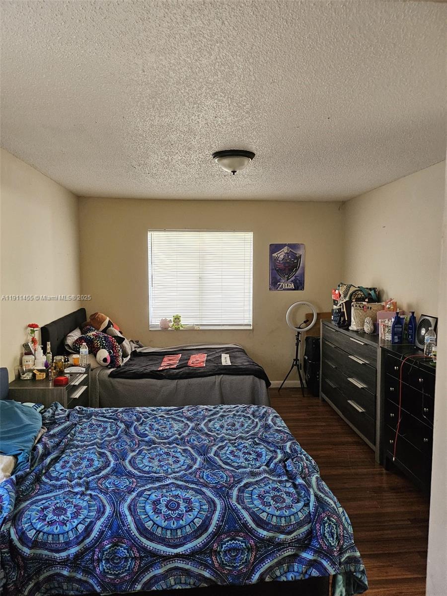 ABBEY PARK GARDENS I COND - Residential