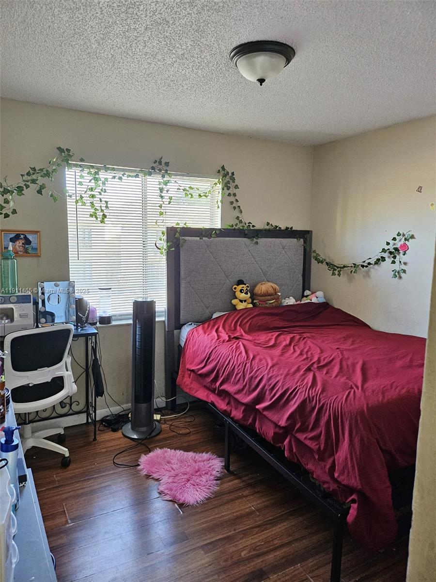 ABBEY PARK GARDENS I COND - Residential