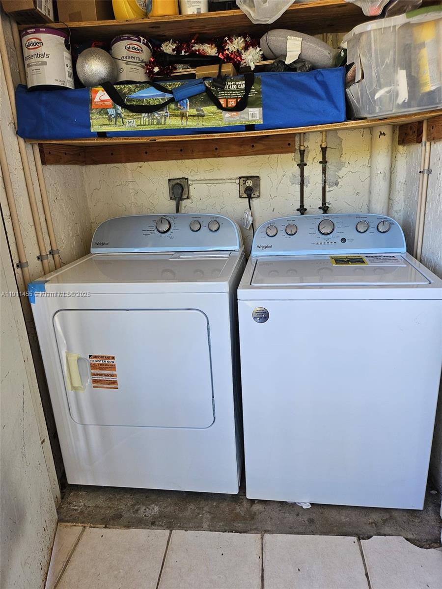 ABBEY PARK GARDENS I COND - Residential