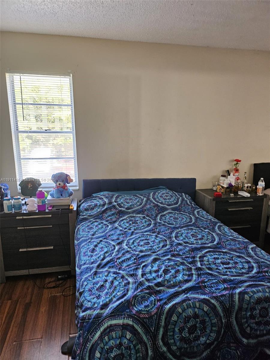 ABBEY PARK GARDENS I COND - Residential