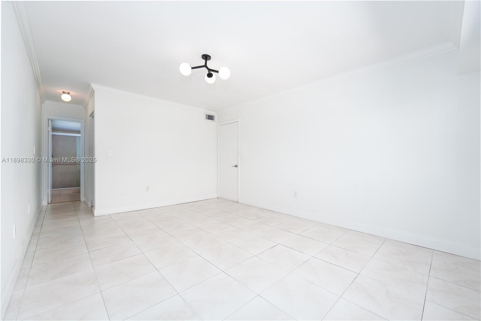 PARKVIEW HOUSE CONDO - Residential