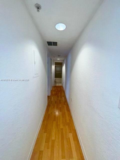 WELWORTH CONDO - Residential Lease