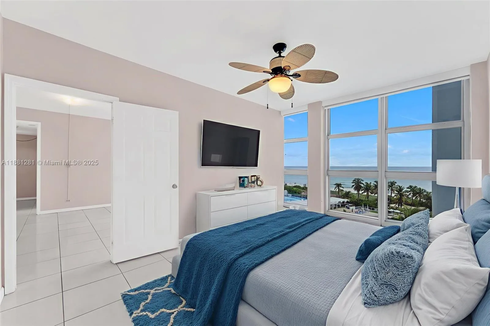 Miami Beach, Florida 33140, United States, 2 Bedrooms Bedrooms, ,2 BathroomsBathrooms,Residential,Active,213801