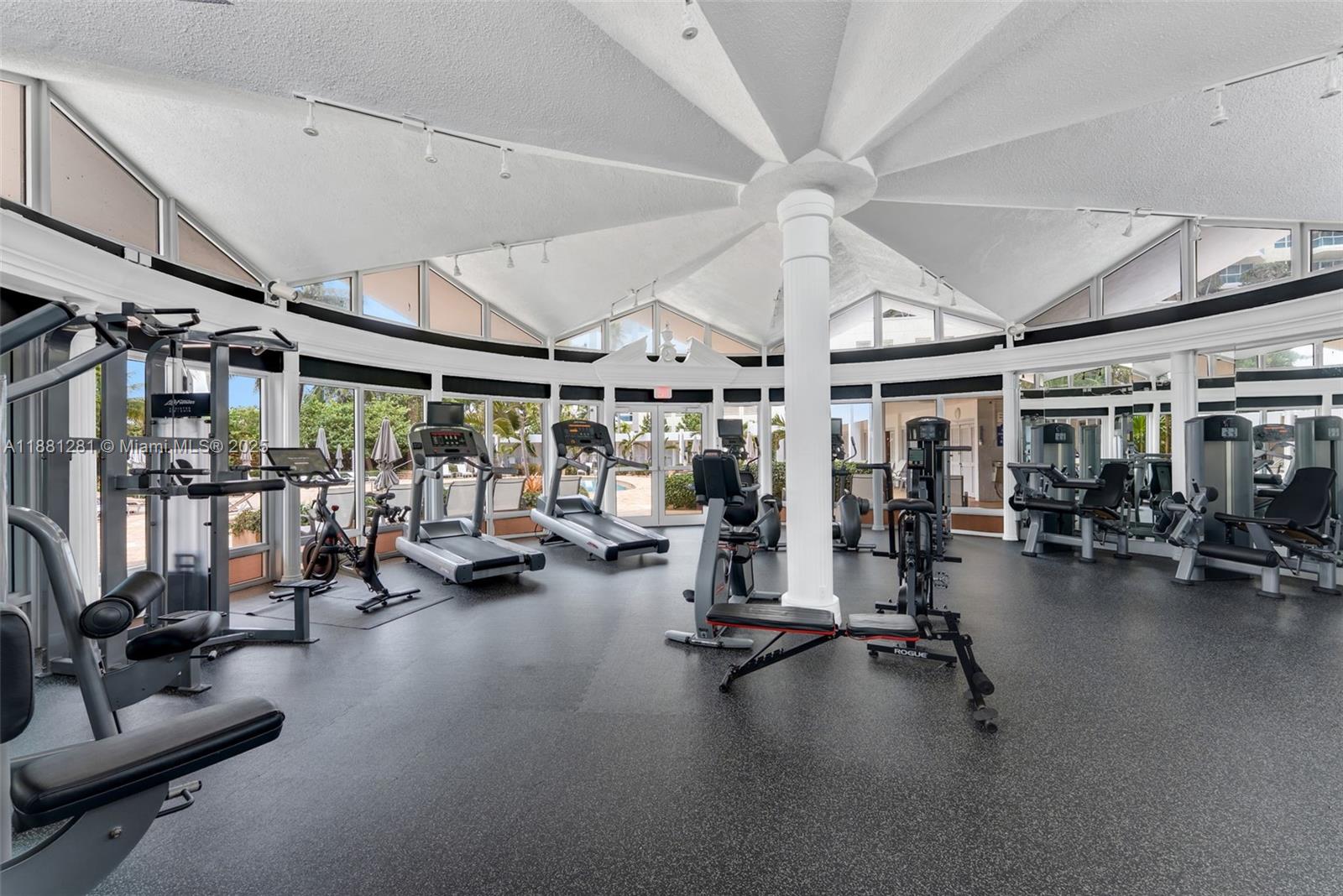 CRYSTAL HOUSE CONDO - Residential