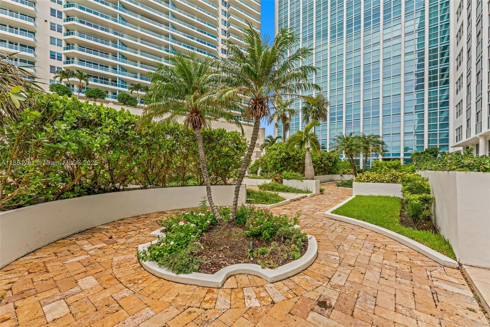 CRYSTAL HOUSE CONDO - Residential