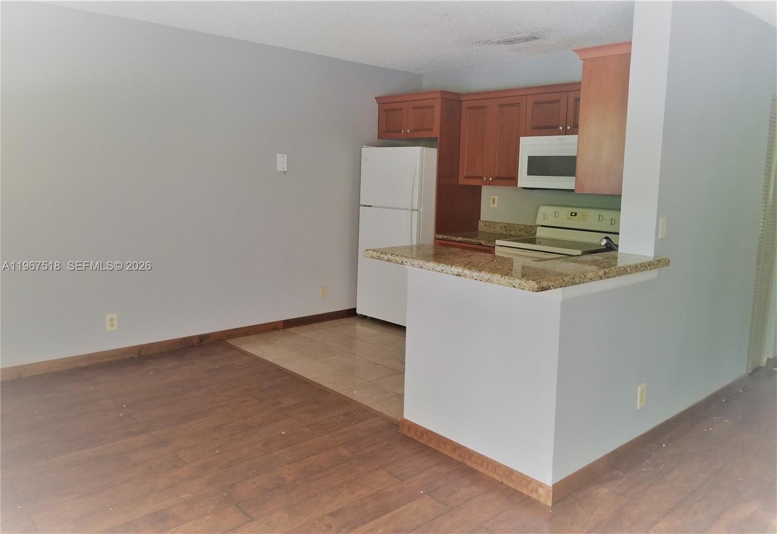 CORAL VILLAGE CONDO - Residential Lease